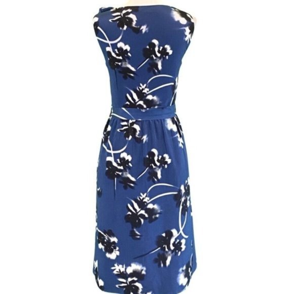 Tahari Sleeveless V-Neck Draped Ruffle Trim Blue Floral Chiffon Dress Size 8 - Picture 3 of 6